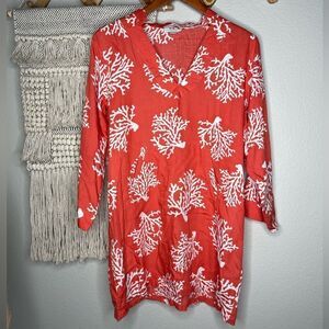 Escapade coral colored colored print swim cover-up medium